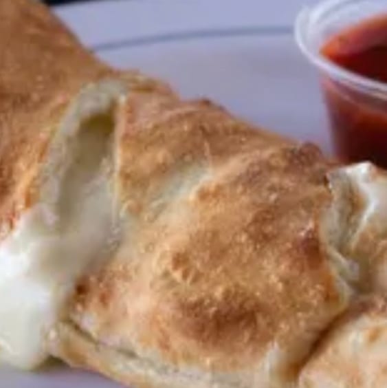 Traditional Calzone.