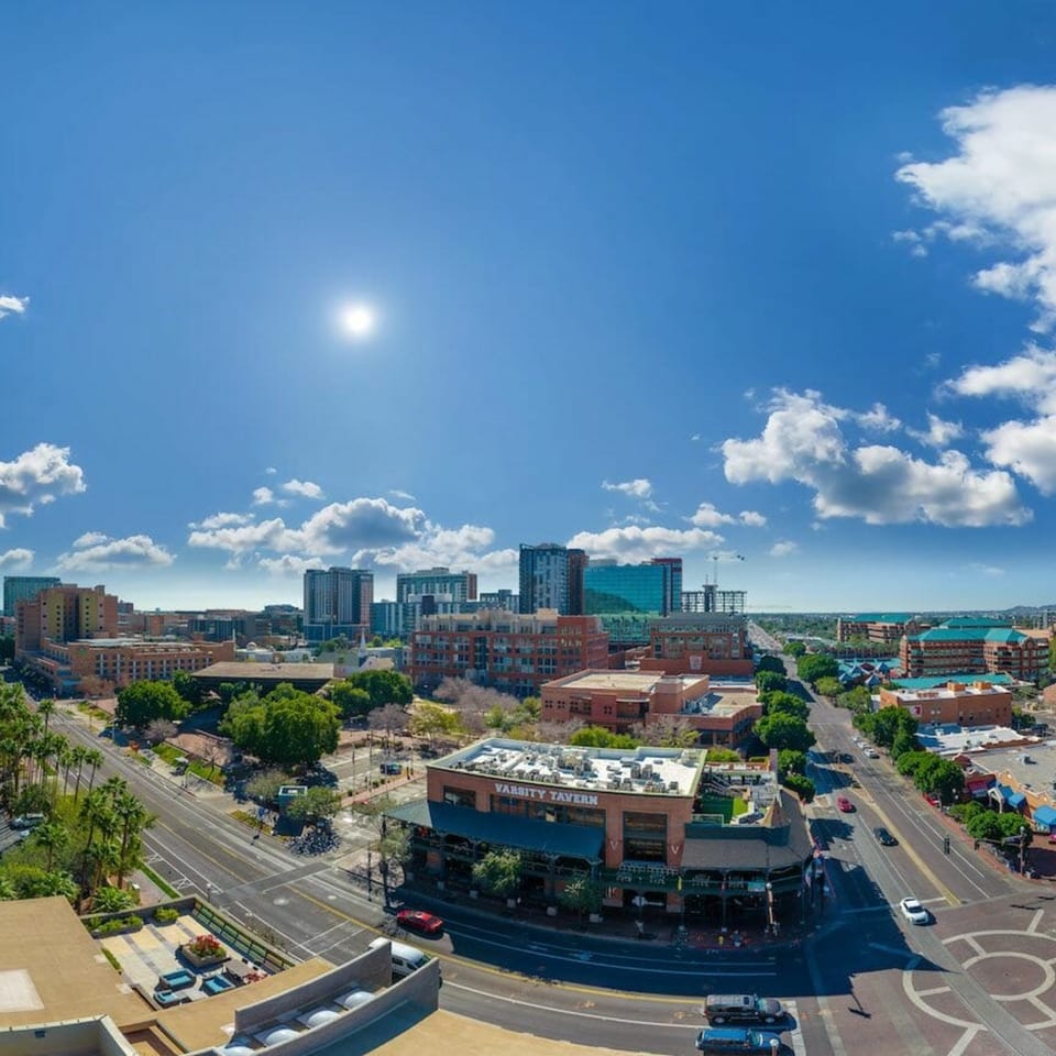Pizza Deals Near Tempe 